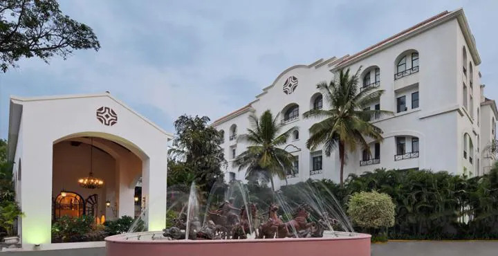 The Golden Palms Hotel & Spa